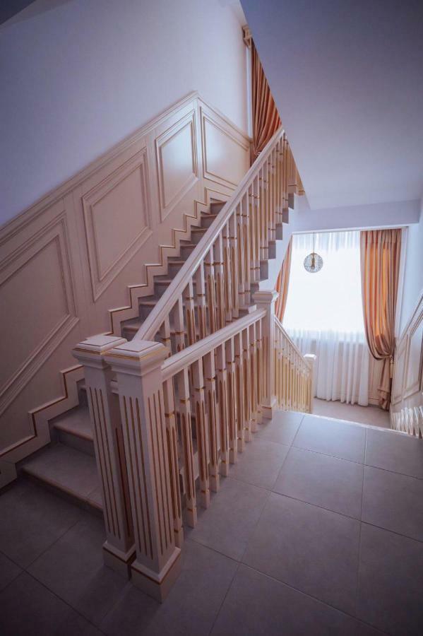 Hotel Glaris Tirgu Frumos Dış mekan fotoğraf