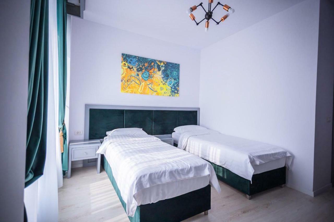 Hotel Glaris Tirgu Frumos Dış mekan fotoğraf