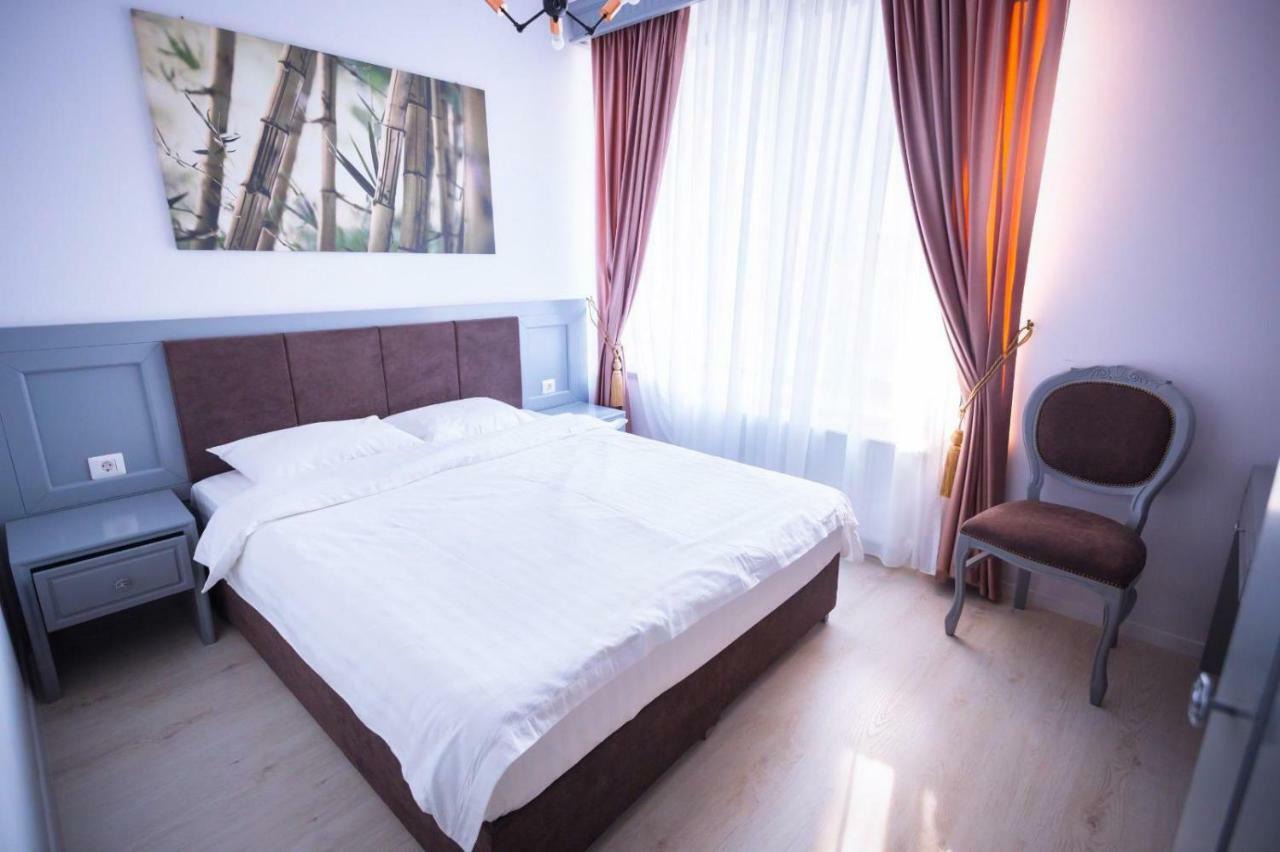 Hotel Glaris Tirgu Frumos Dış mekan fotoğraf