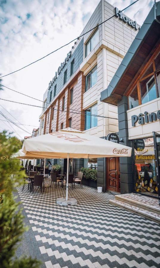 Hotel Glaris Tirgu Frumos Dış mekan fotoğraf