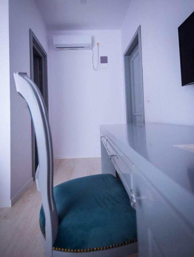 Hotel Glaris Tirgu Frumos Dış mekan fotoğraf